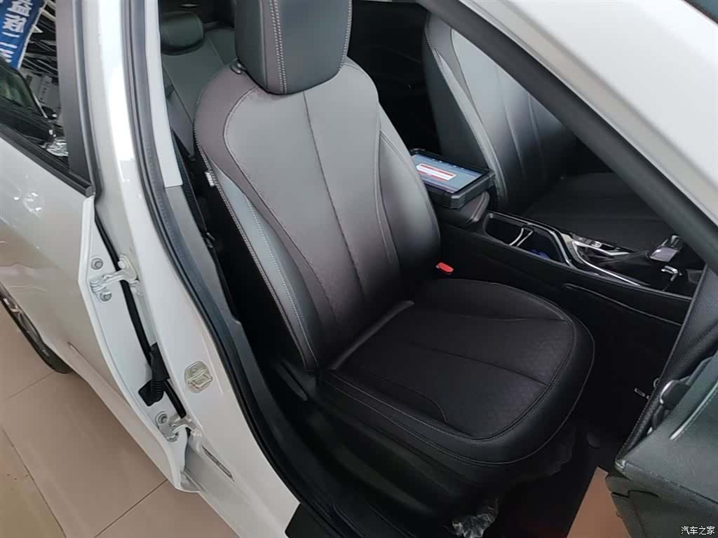 Buick Verano, 2023 25