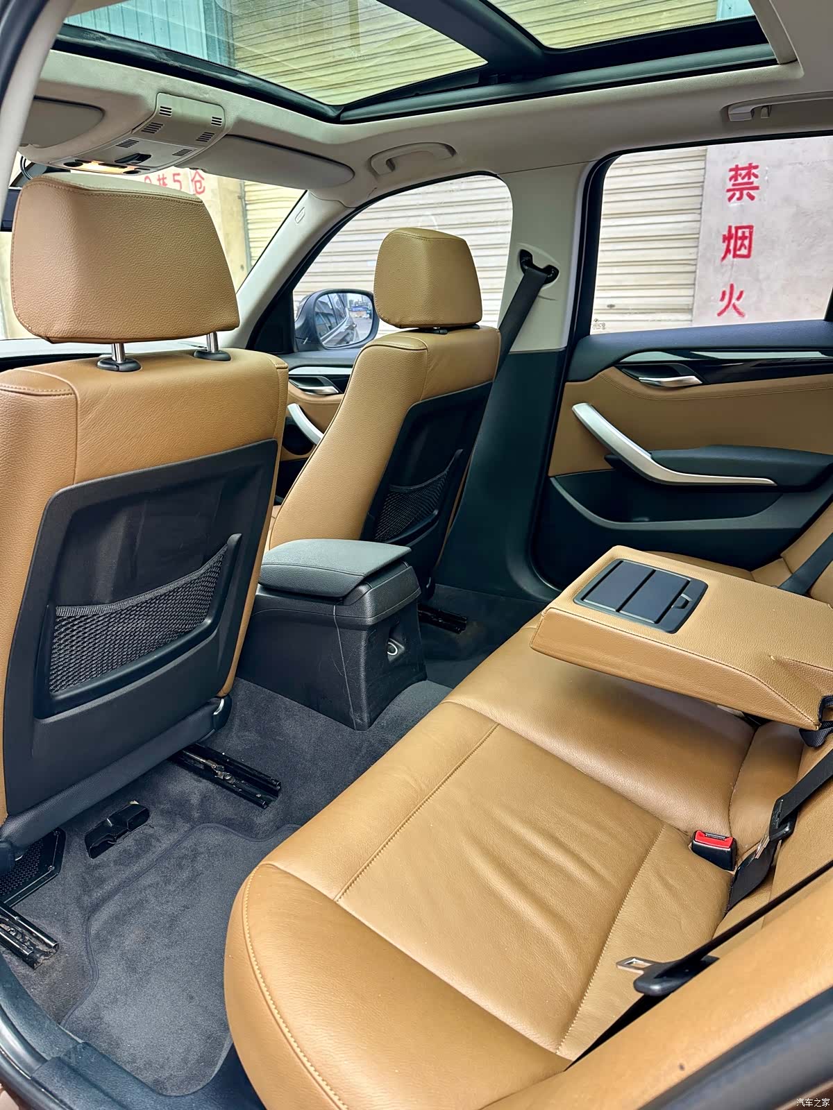 BMW X1, 2011 9