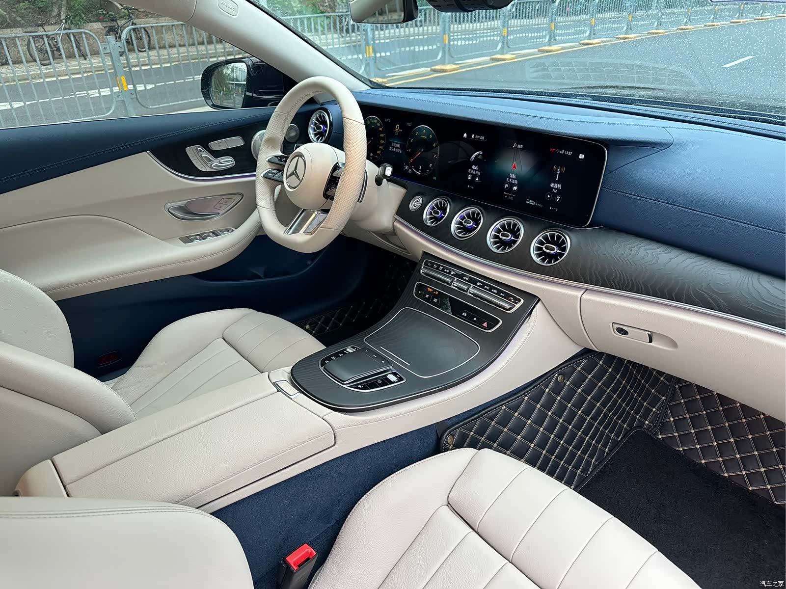 Mercedes-Benz E-Class, 2022 6