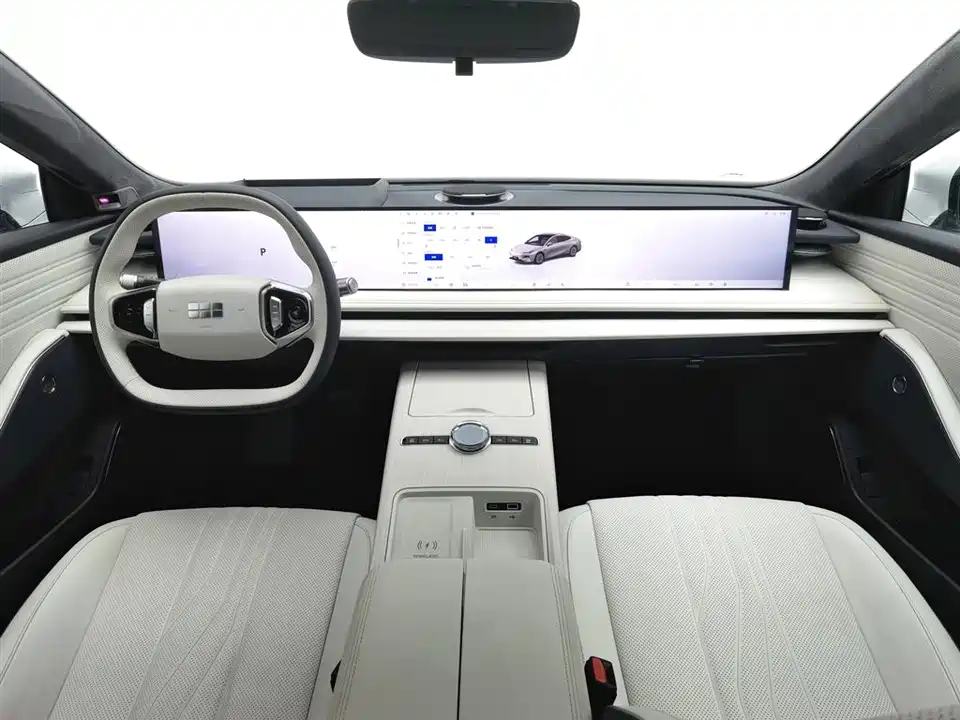 Geely Galaxy Galaxy E8