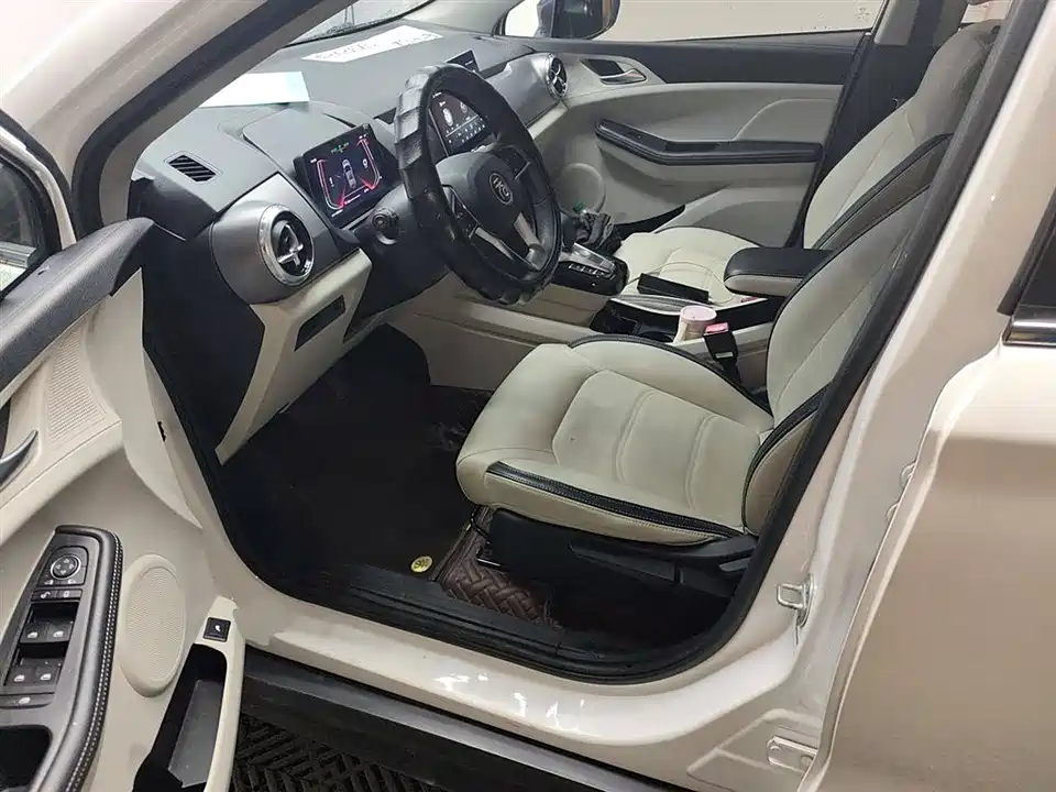 BYD Yuan Pro BYD Yuan Pro