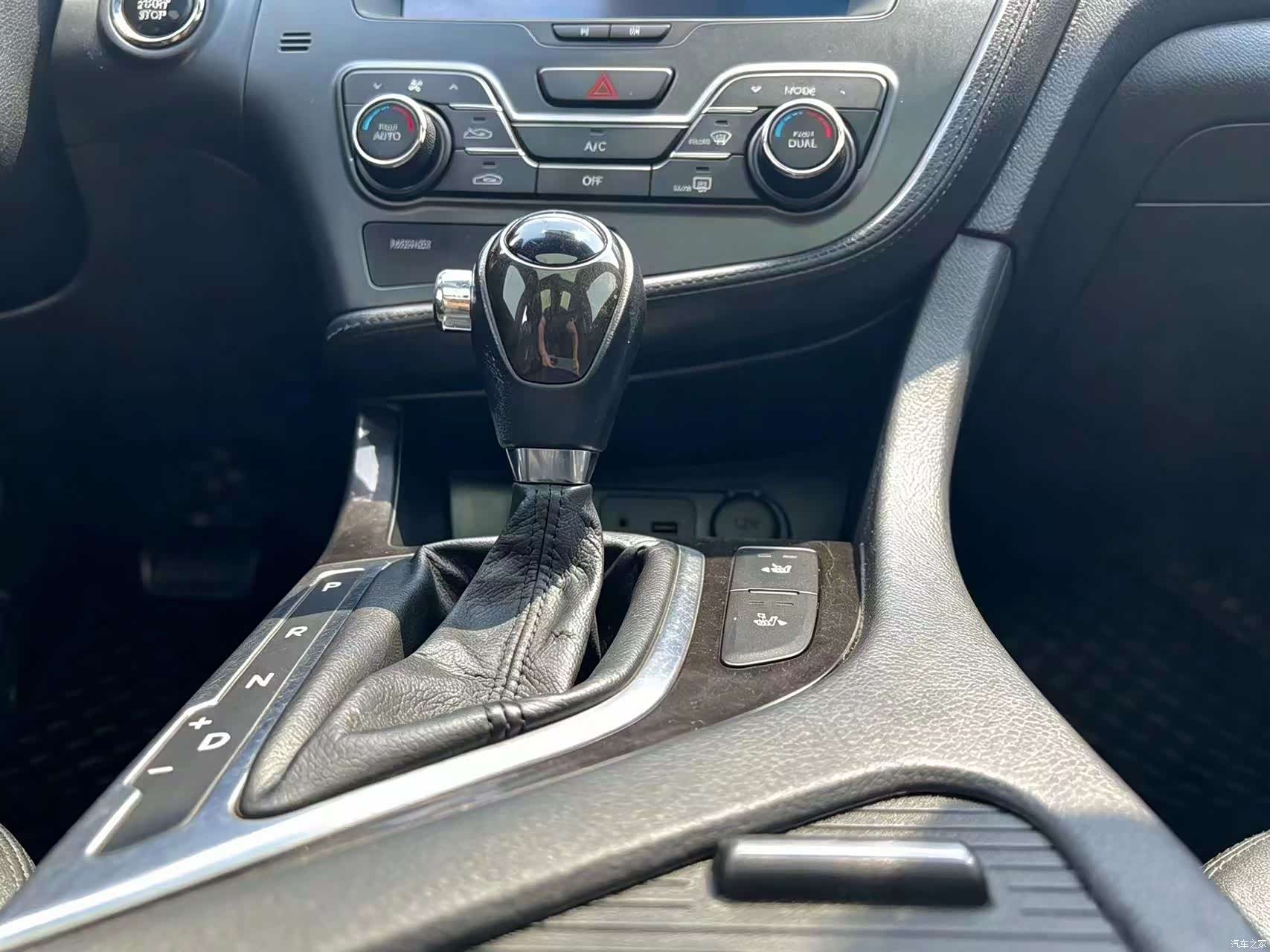 Kia K5, 2012 14