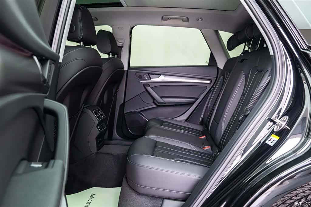 Audi Q5L, 2022 12