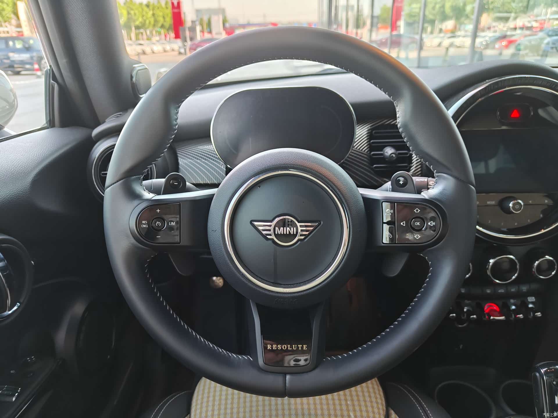 Mini Cooper, 2023 12