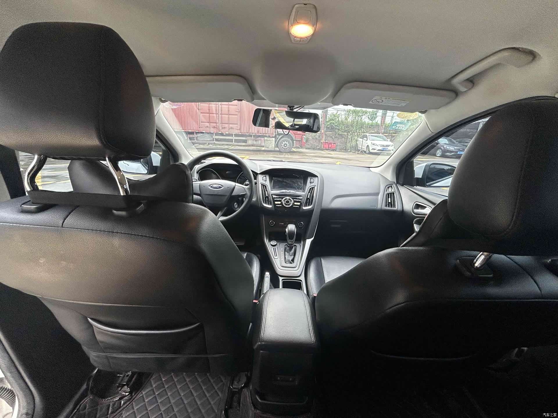 Ford Focus, 2017 9