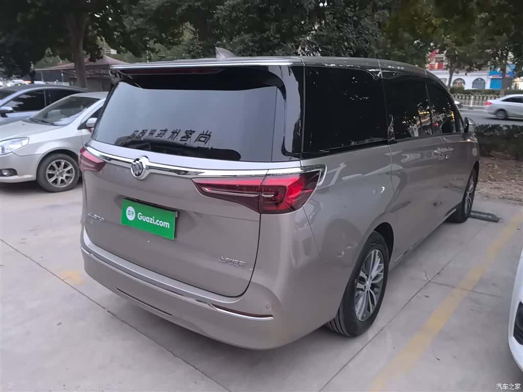 Buick GL8, 2023 23
