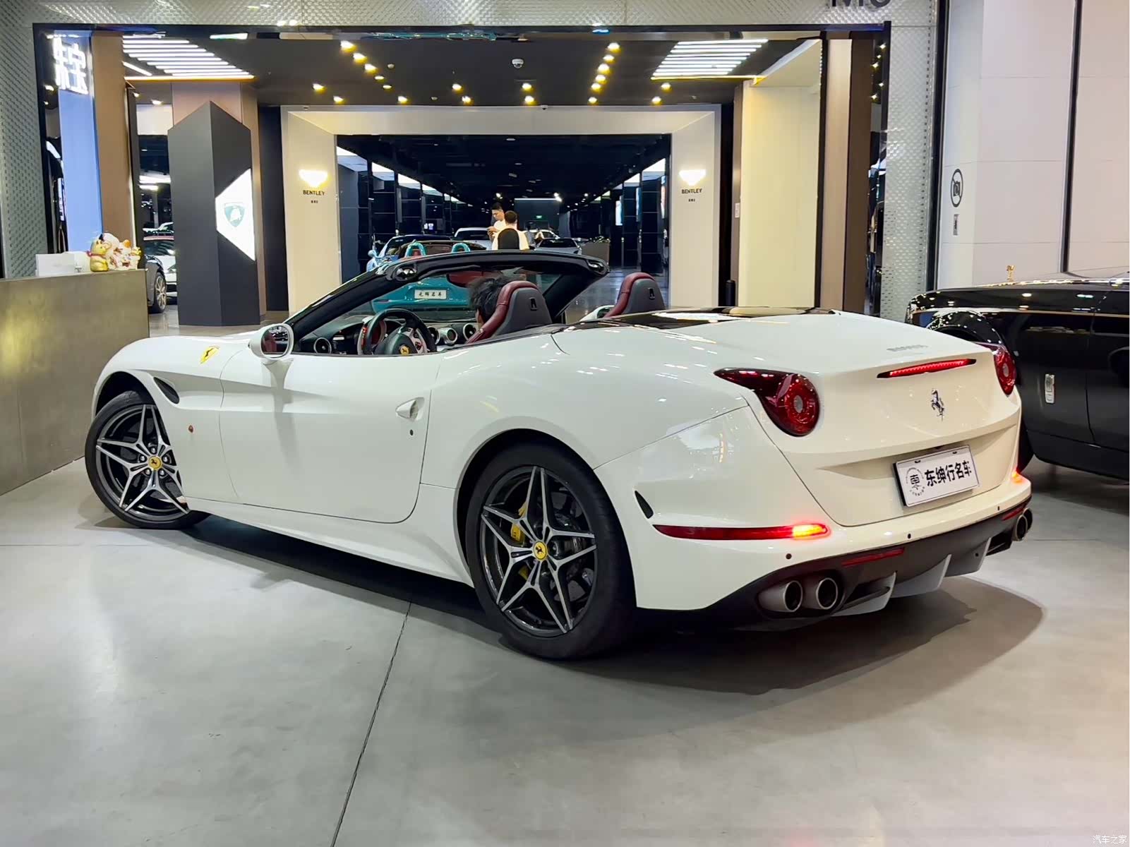 Ferrari California, 2015 все фото