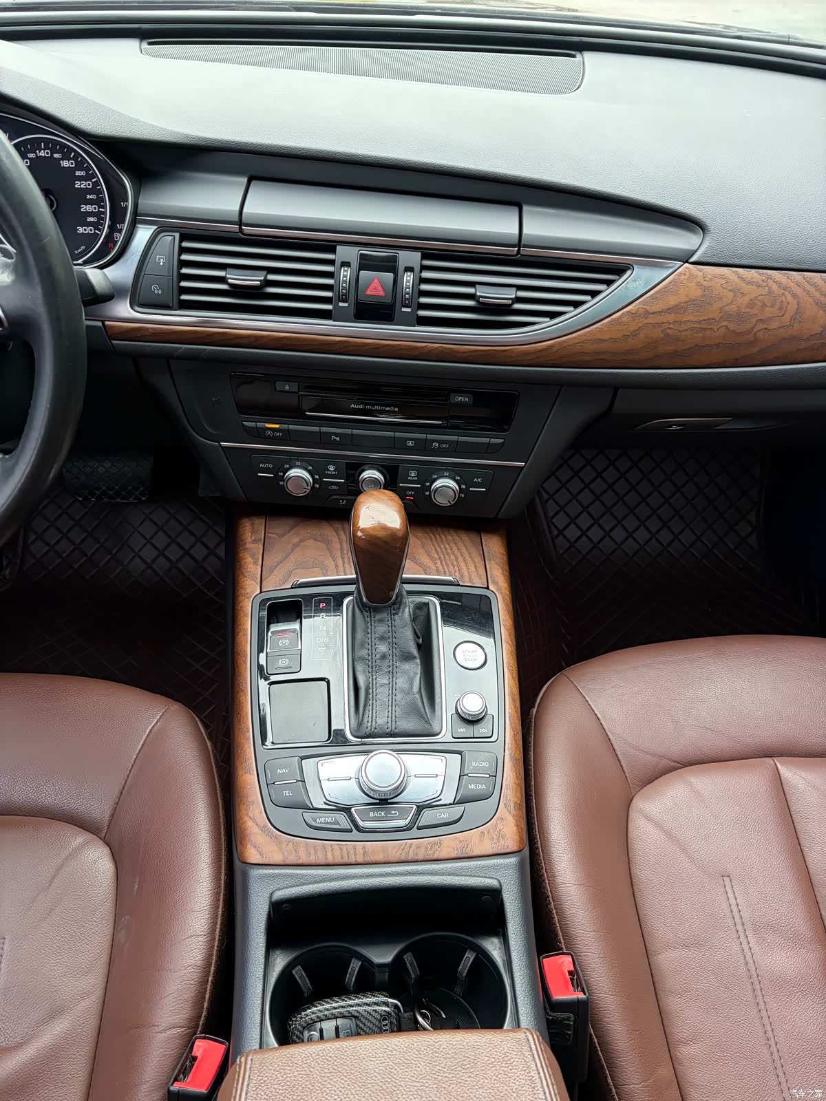 Audi A6L, 2018 9