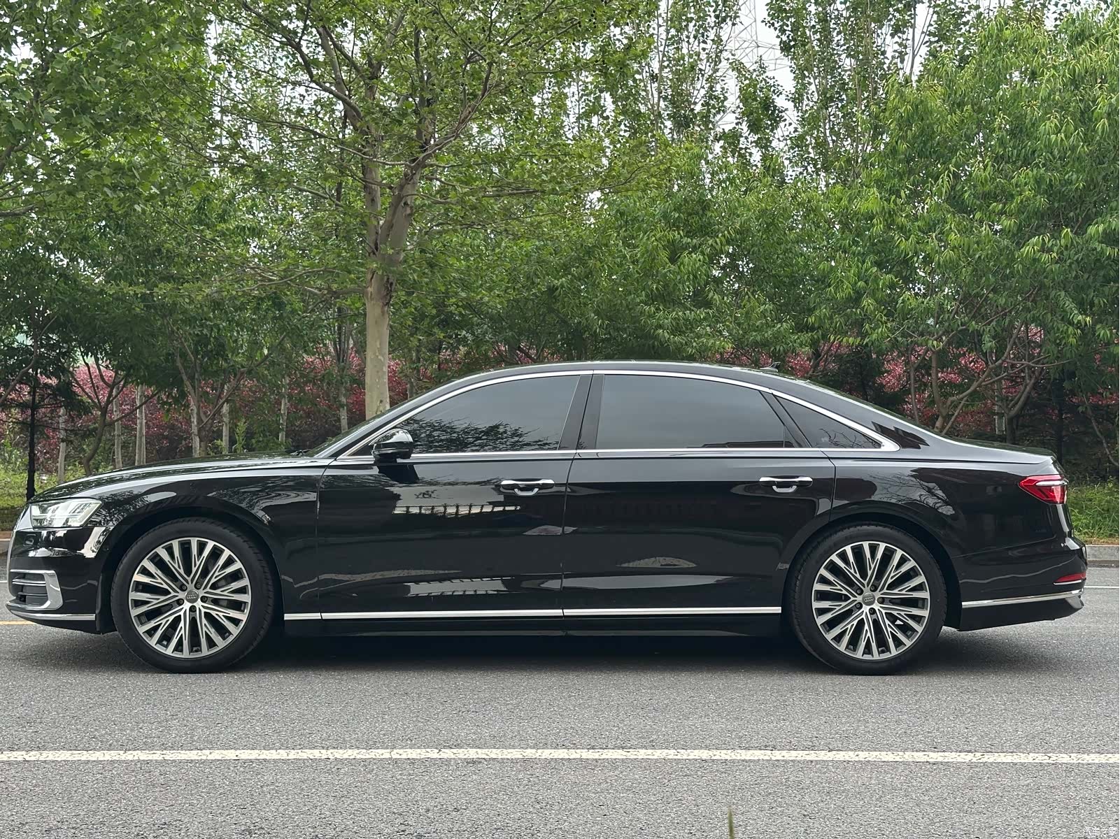 Audi A8L, 2019 6
