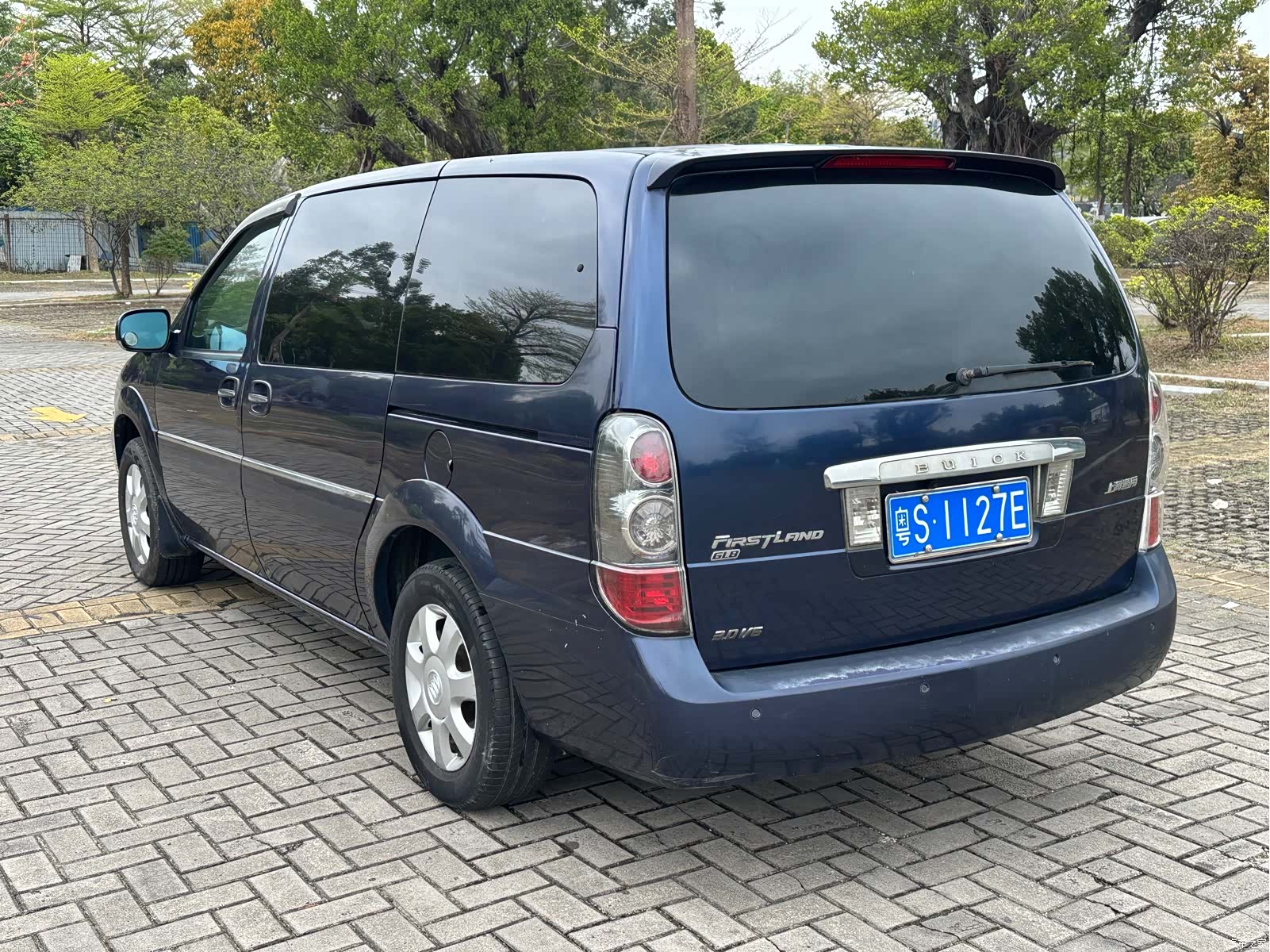 Buick GL8, 2007 6