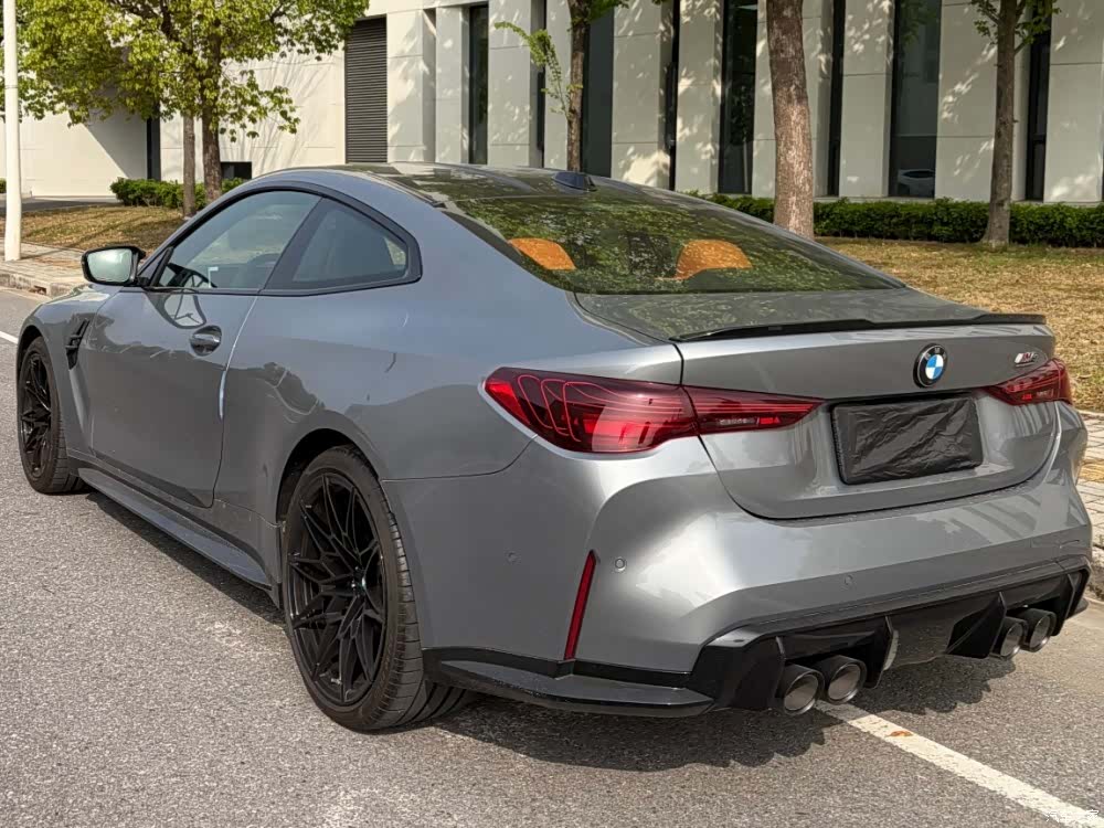 BMW M4, 2025 все фото