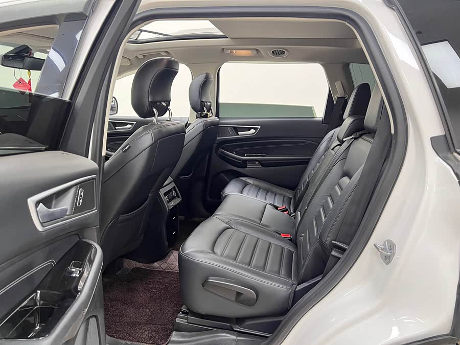 Ford Edge 2019, фото 19