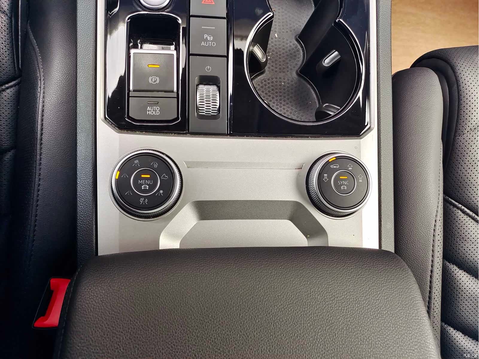 Volkswagen Touareg, 2023 15