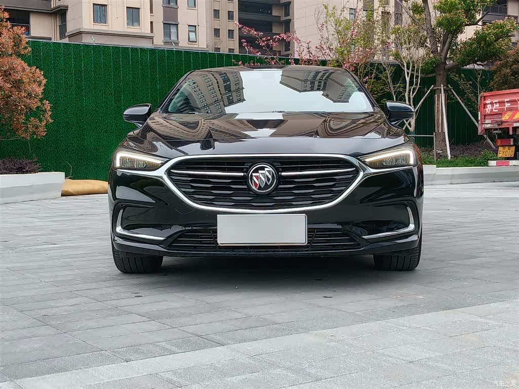 Buick LaCrosse, 2023 2