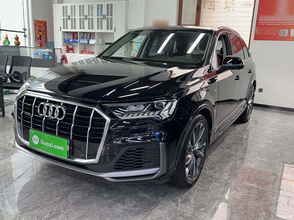 Audi Q7, 2021 1