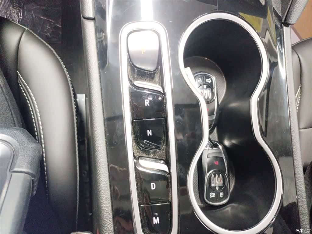 Buick Regal, 2026 10