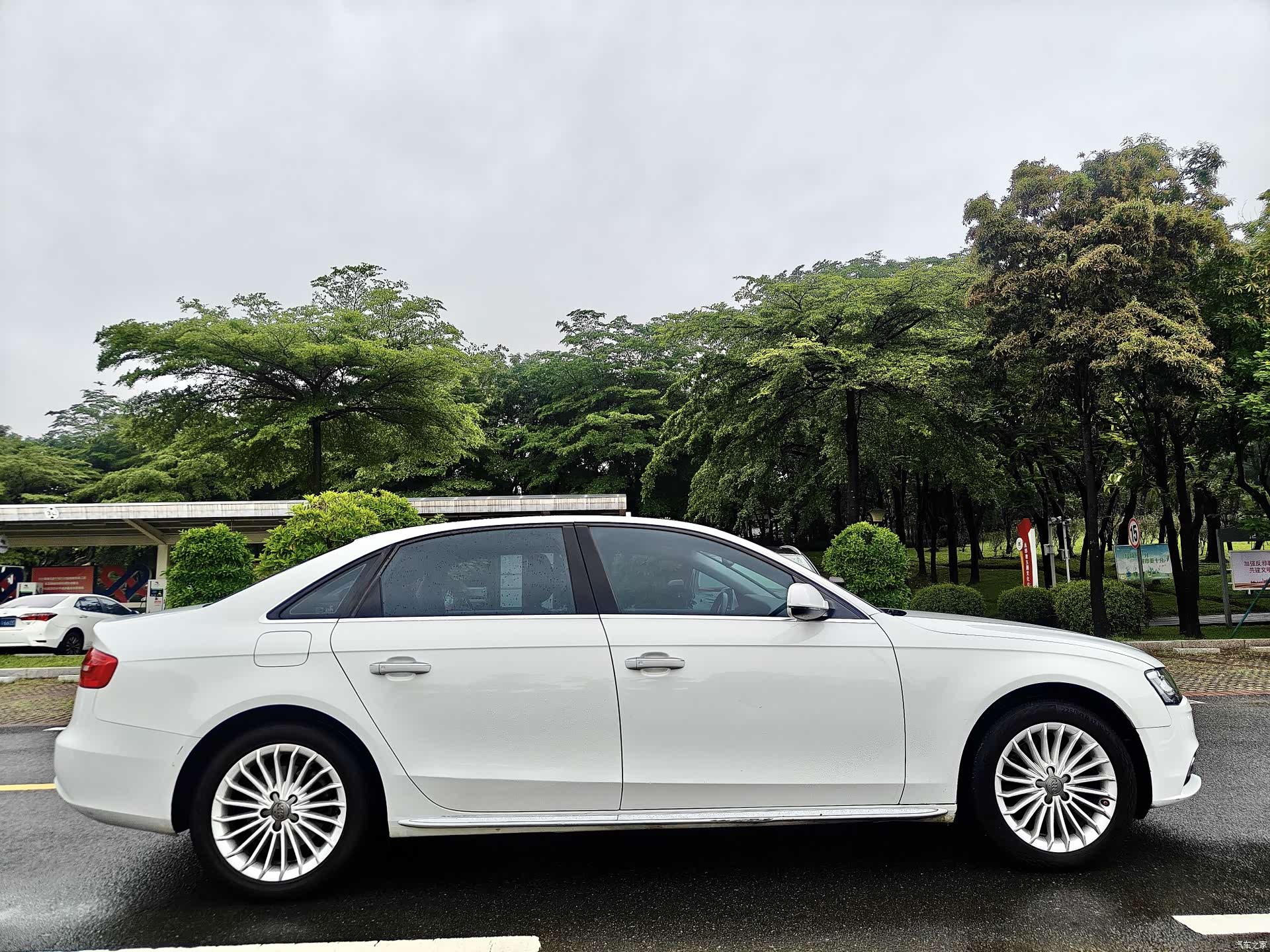 Audi A4L, 2016 8