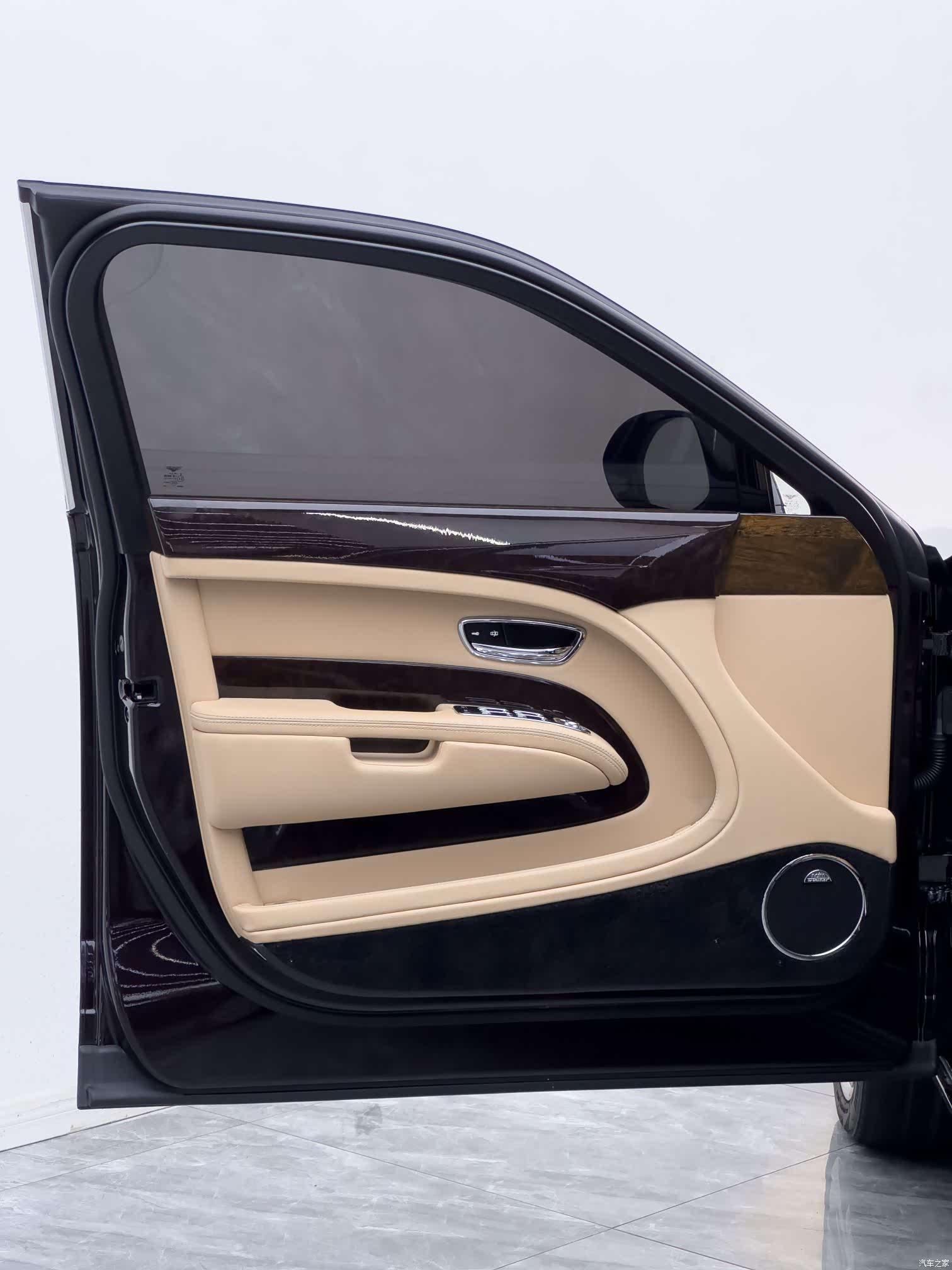 Bentley Mulsanne, 2014 10