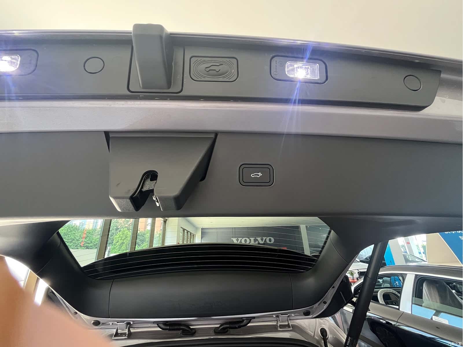 Volvo XC70, 2026 9