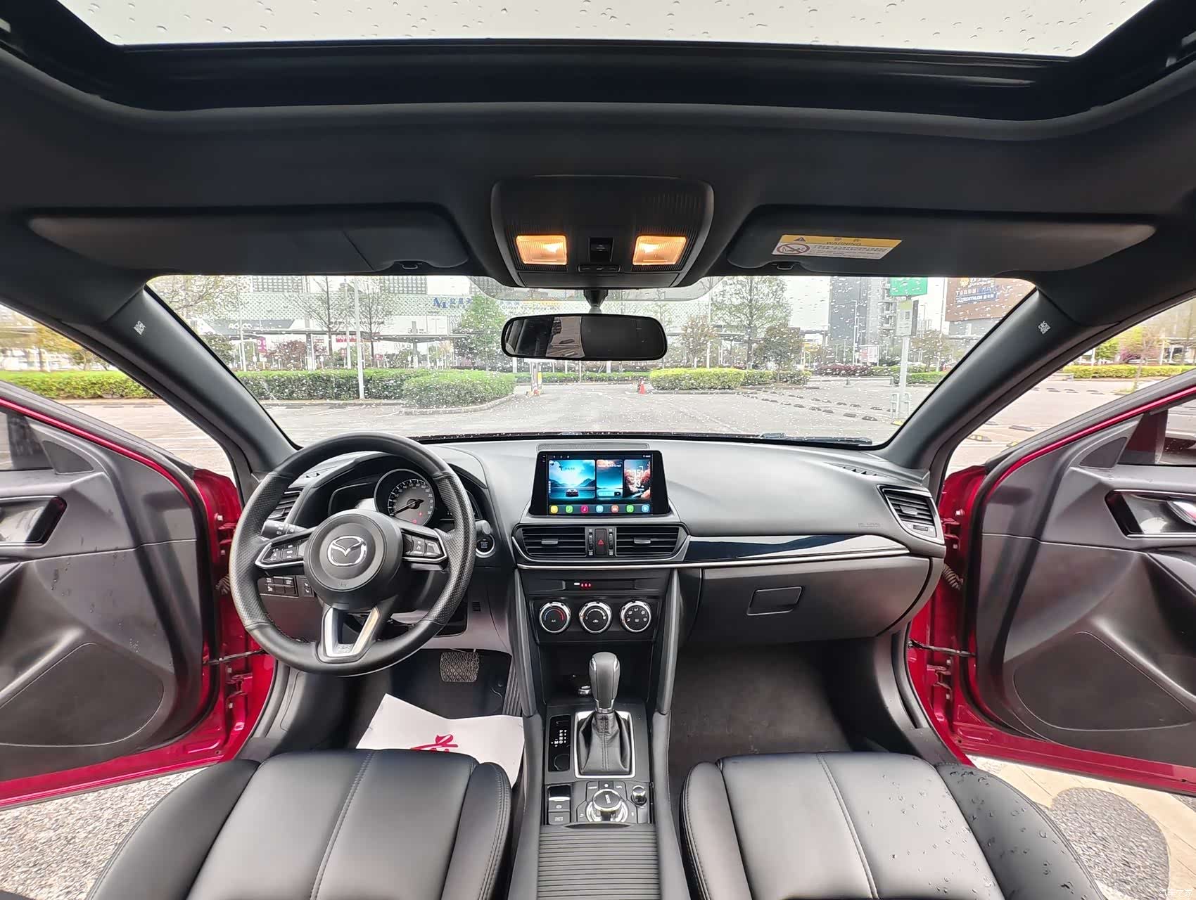 Mazda CX-4, 2023 11