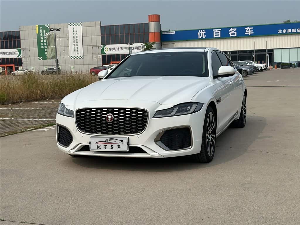 Jaguar XFL