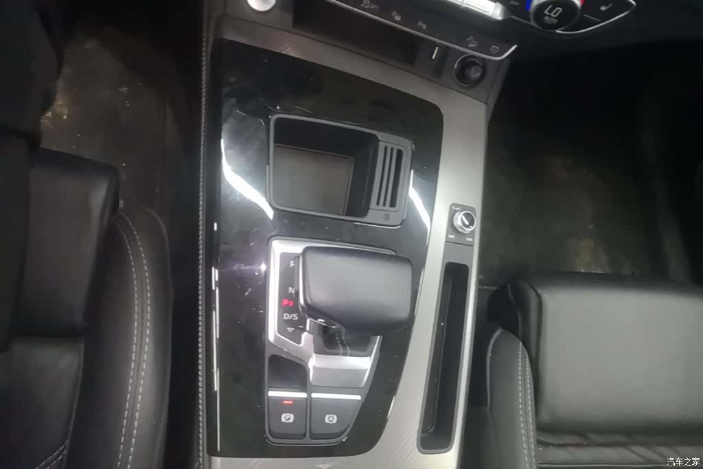 Audi Q5L, 2022 16
