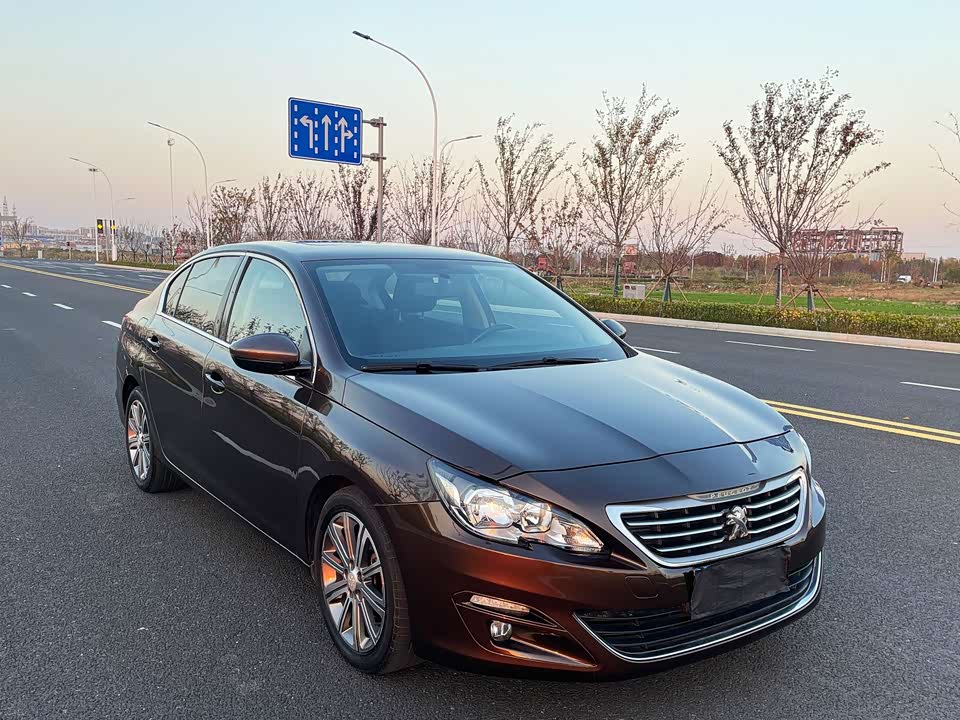 Peugeot 408