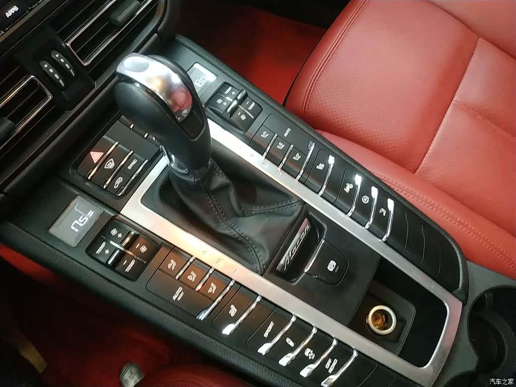 Porsche Macan, 2021 6