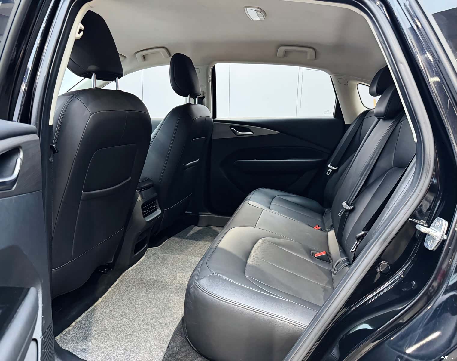 Wuling Starlight, 2024 10