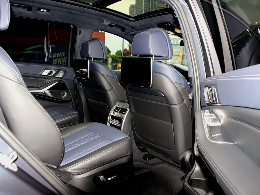 BMW X7 2021, фото 9