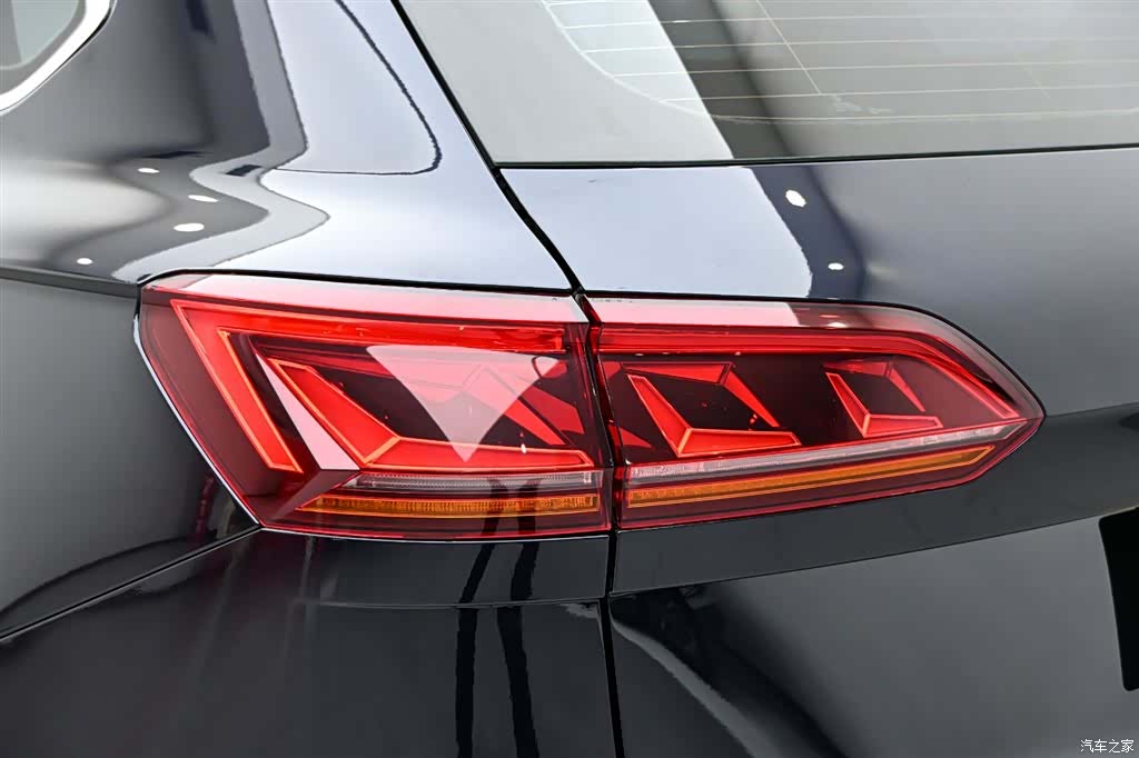 Volkswagen Touareg, 2021 9