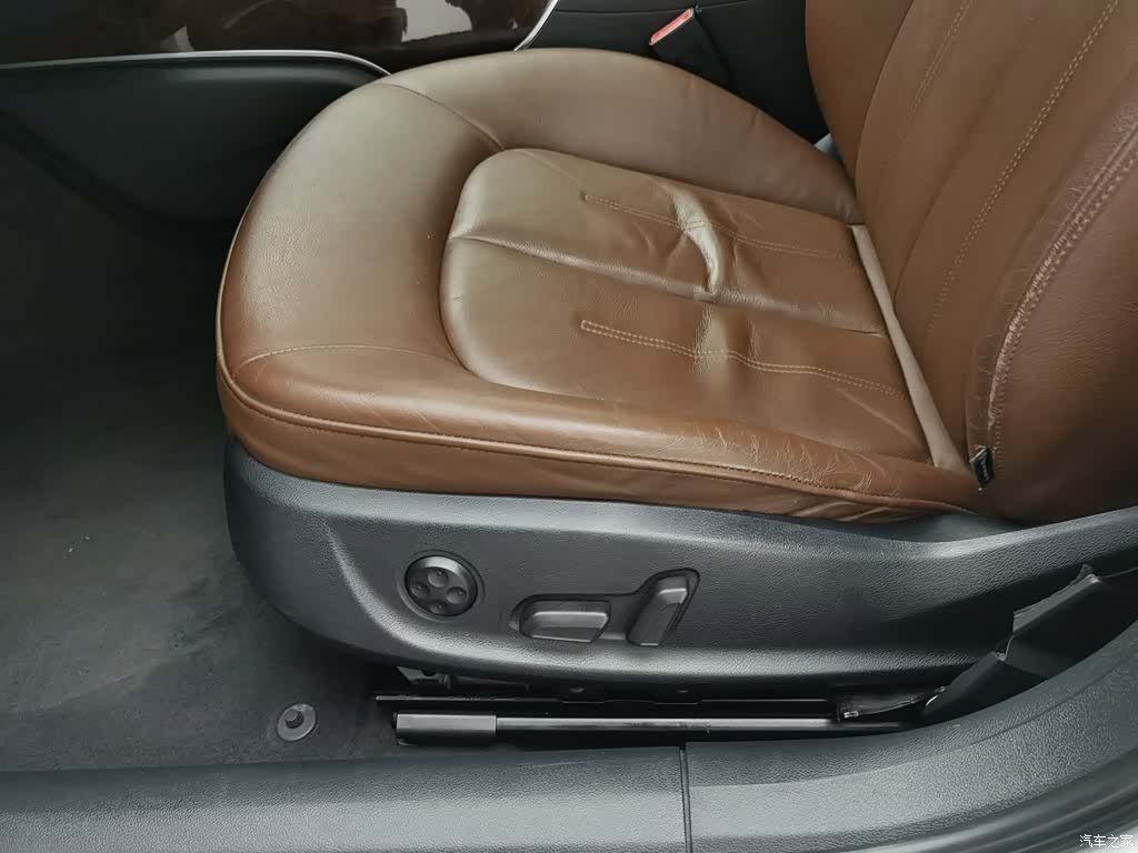 Audi A6L, 2014 20