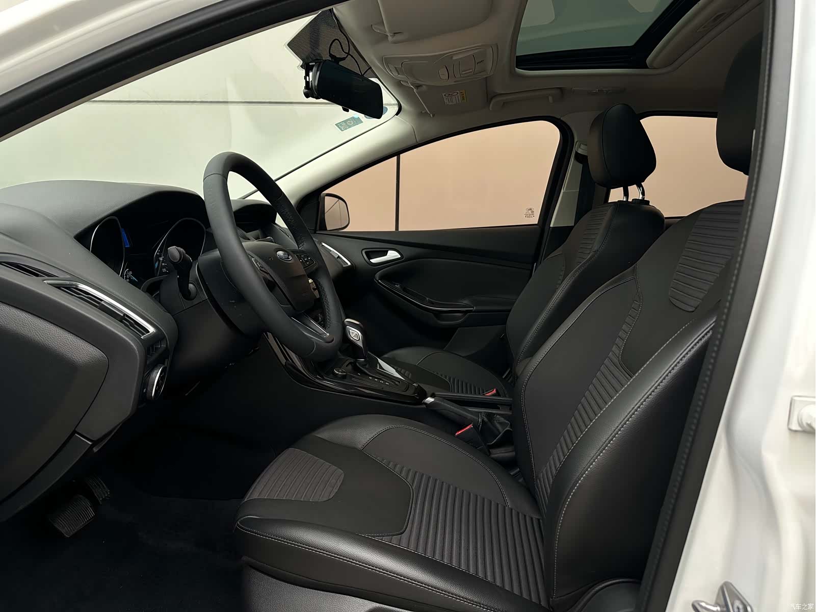 Ford Focus, 2017 6