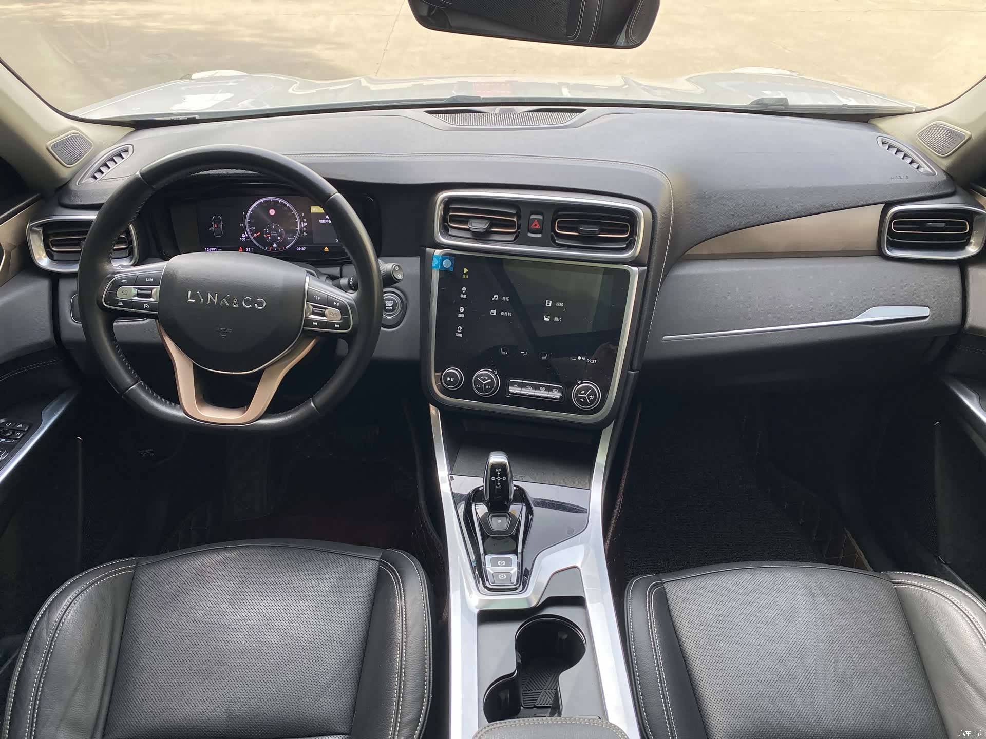 Lynk & Co 01, 2018 11