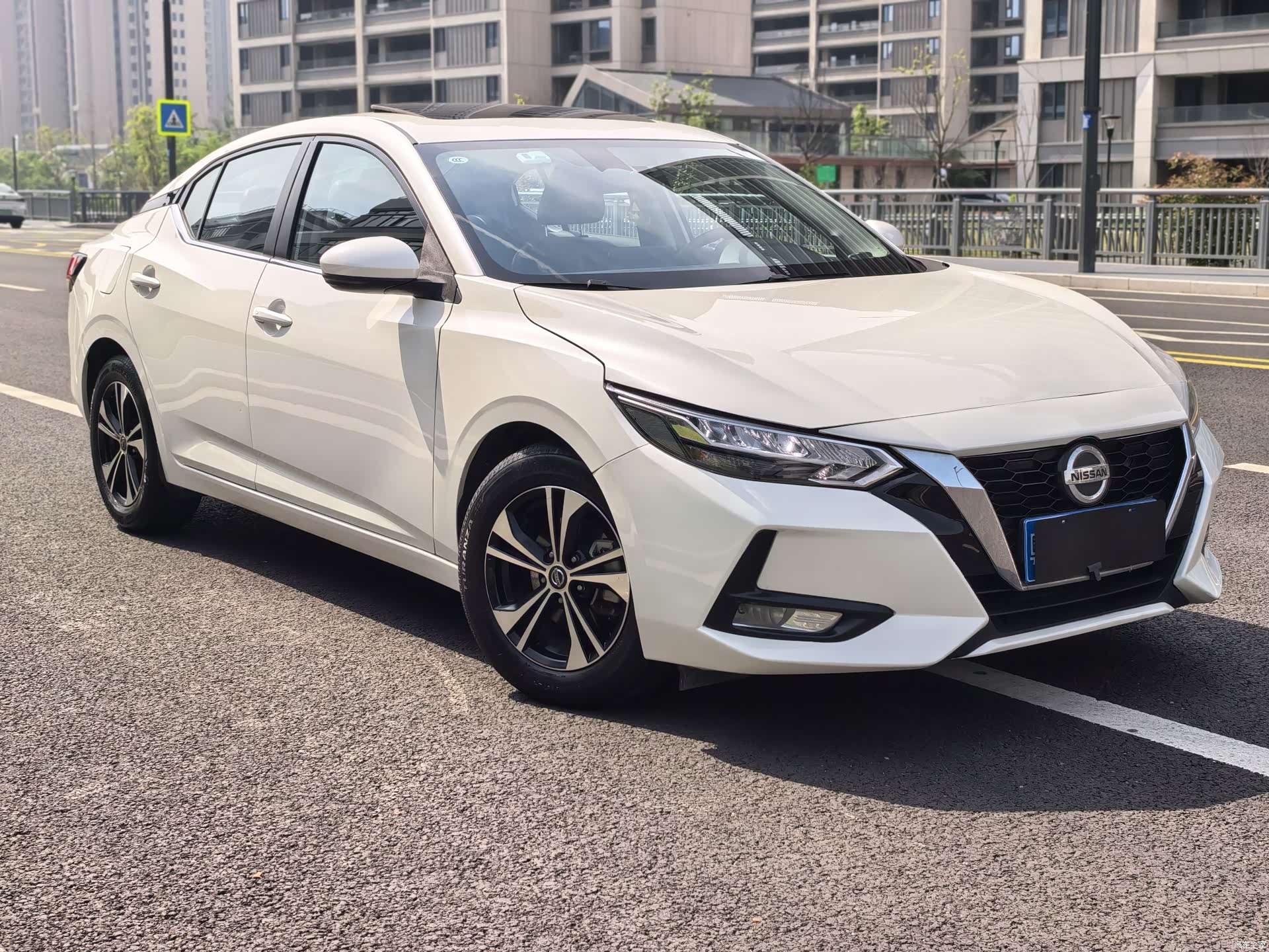 Nissan Sylphy, 2022 3