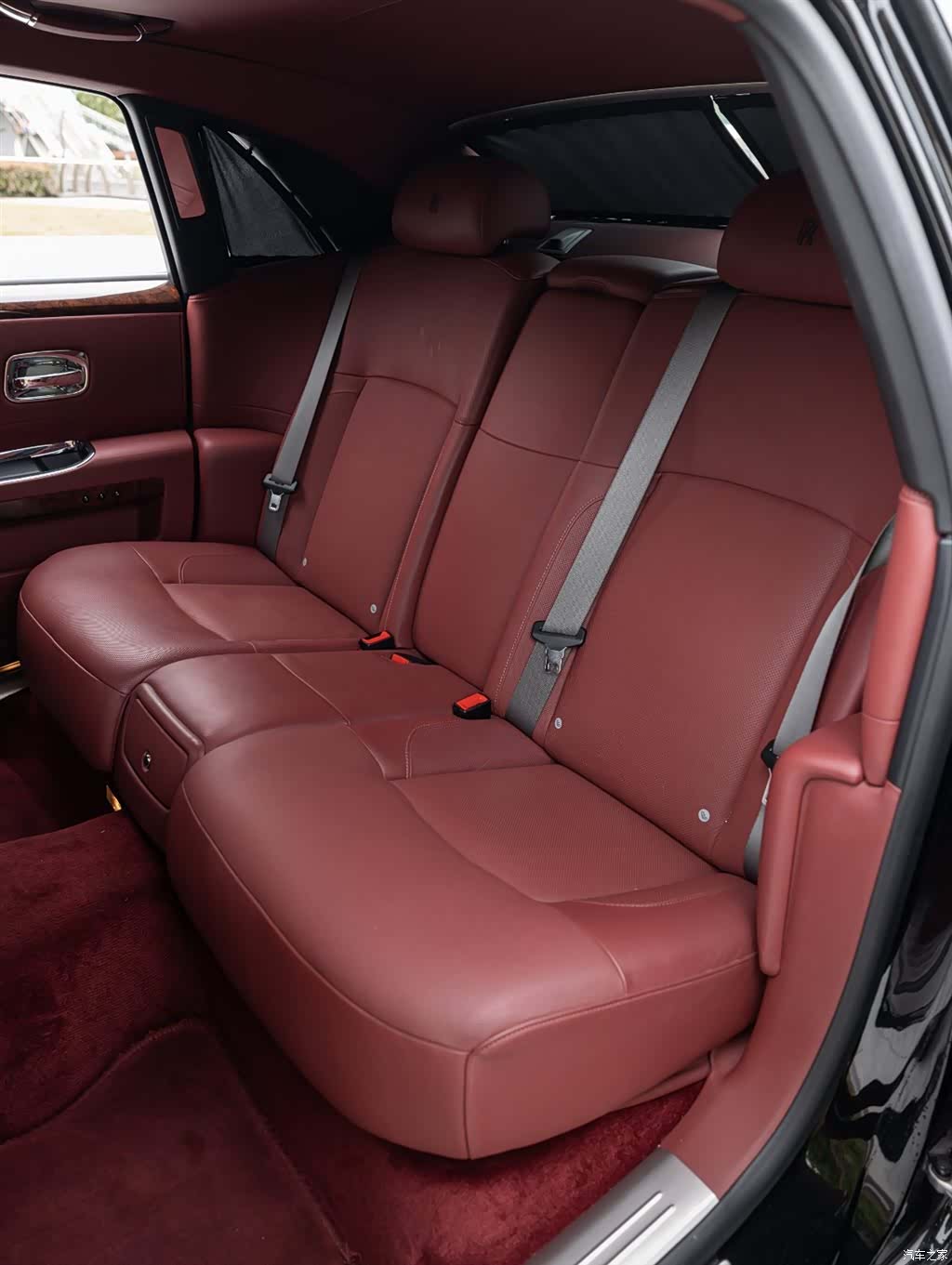 Rolls-Royce Ghost, 2013 22