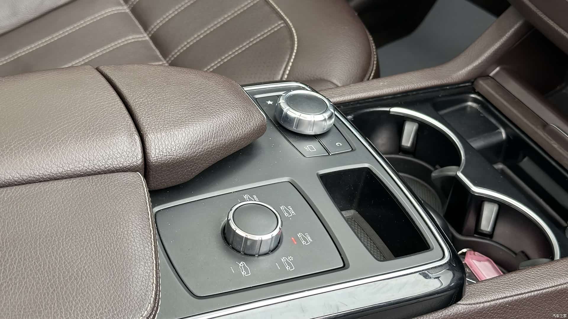 Mercedes-Benz GLE, 2015 18