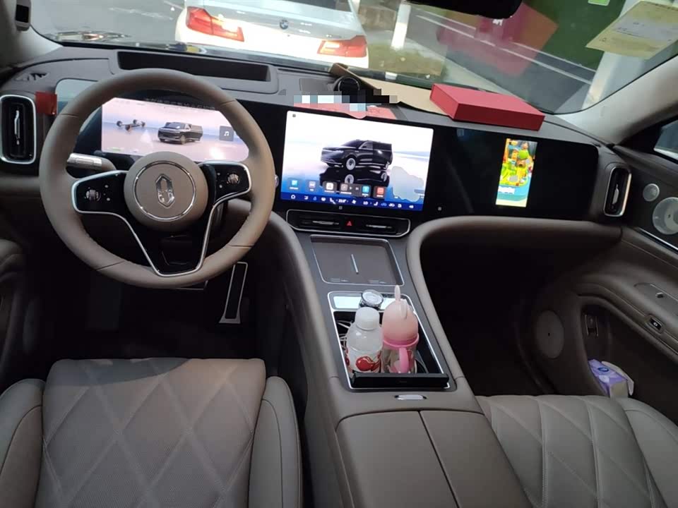 AITO Ask the world M9