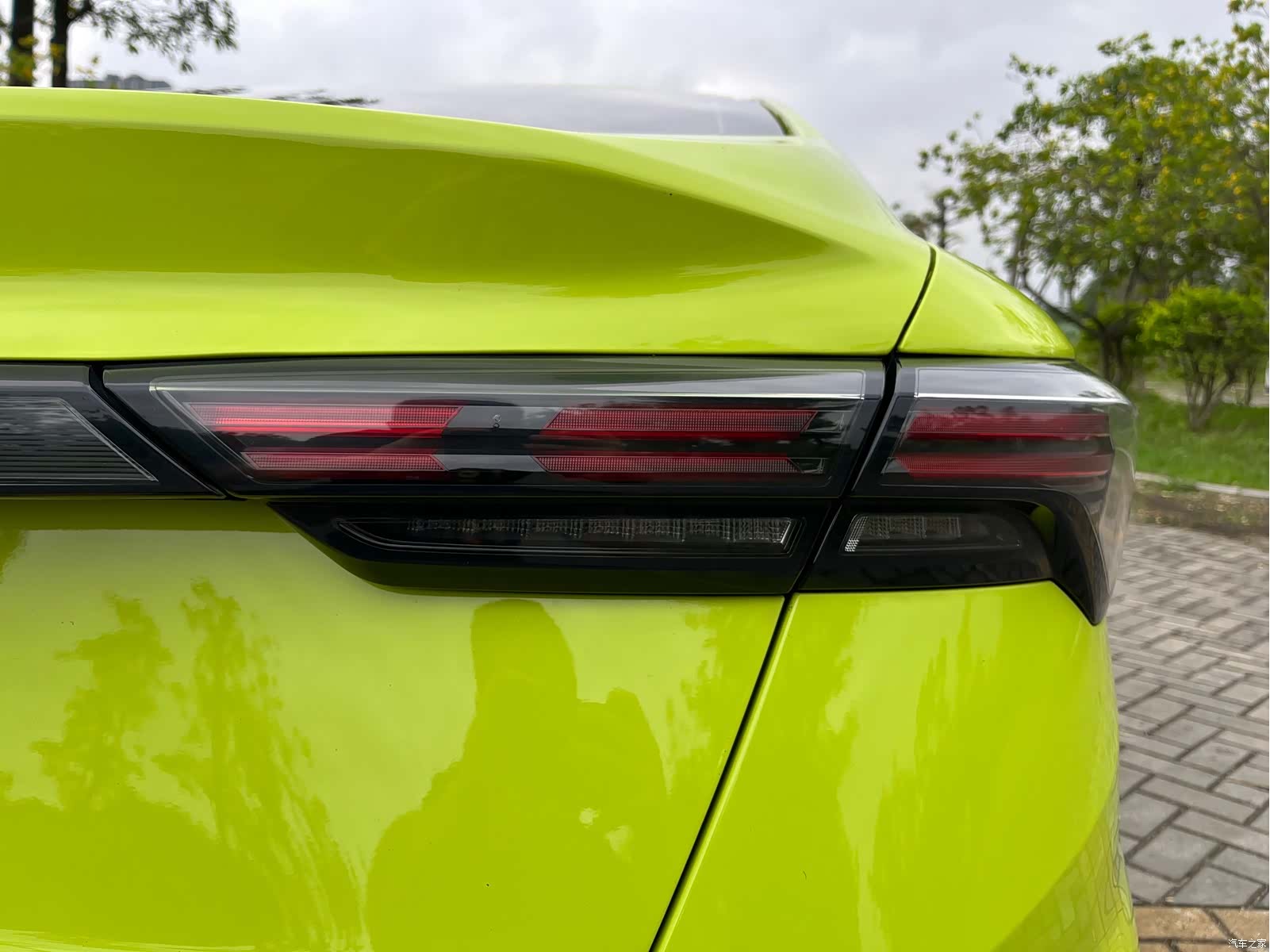 Geely Binray, 2022 9
