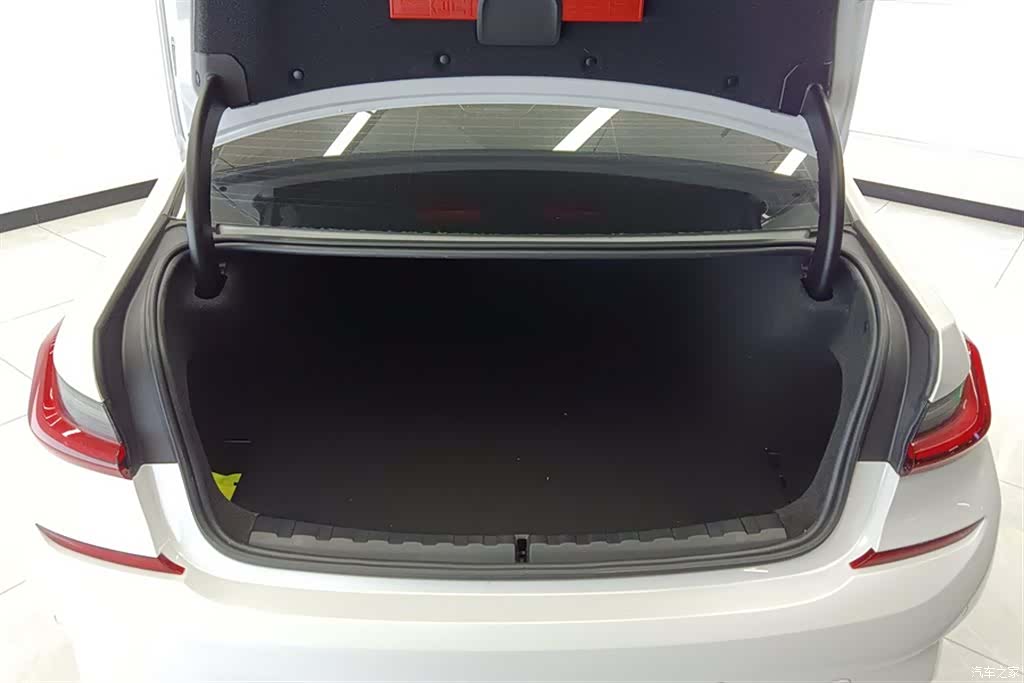 BMW 3 Series, 2022 4