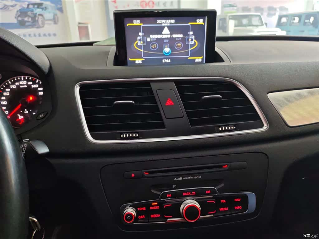 Audi Q3, 2014 13