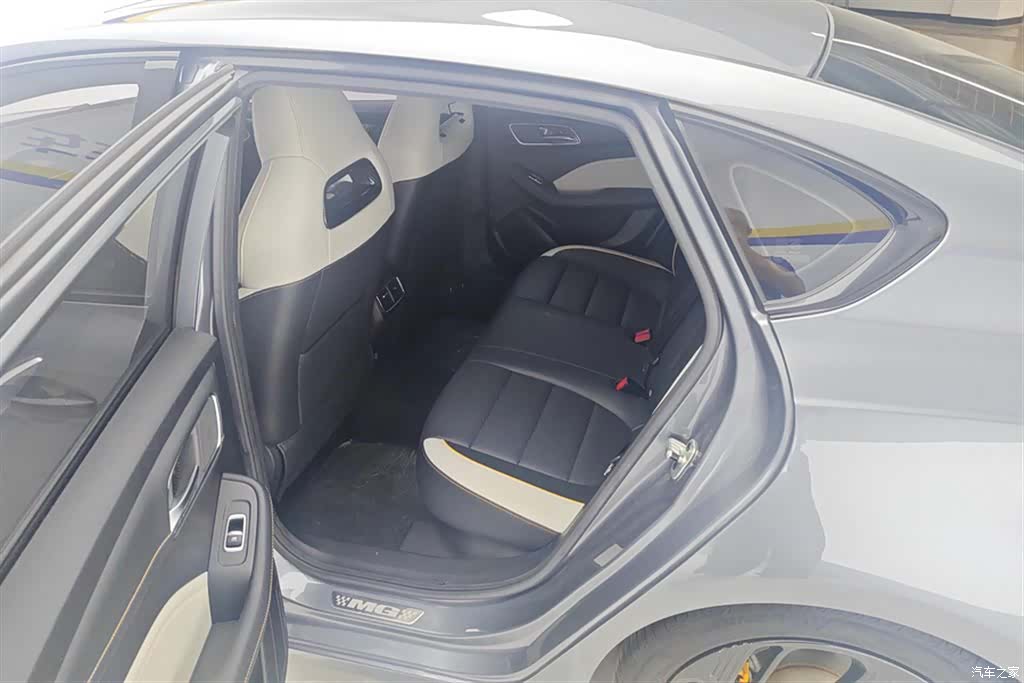 MG MG6, 2021 11