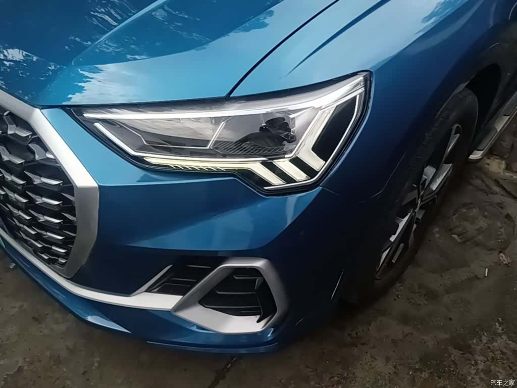 Audi Q3, 2021 24