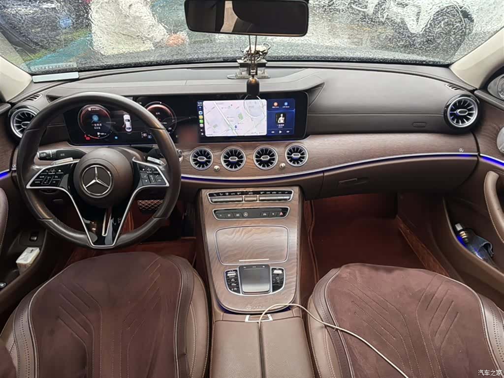 Mercedes-Benz E-Class, 2023 16