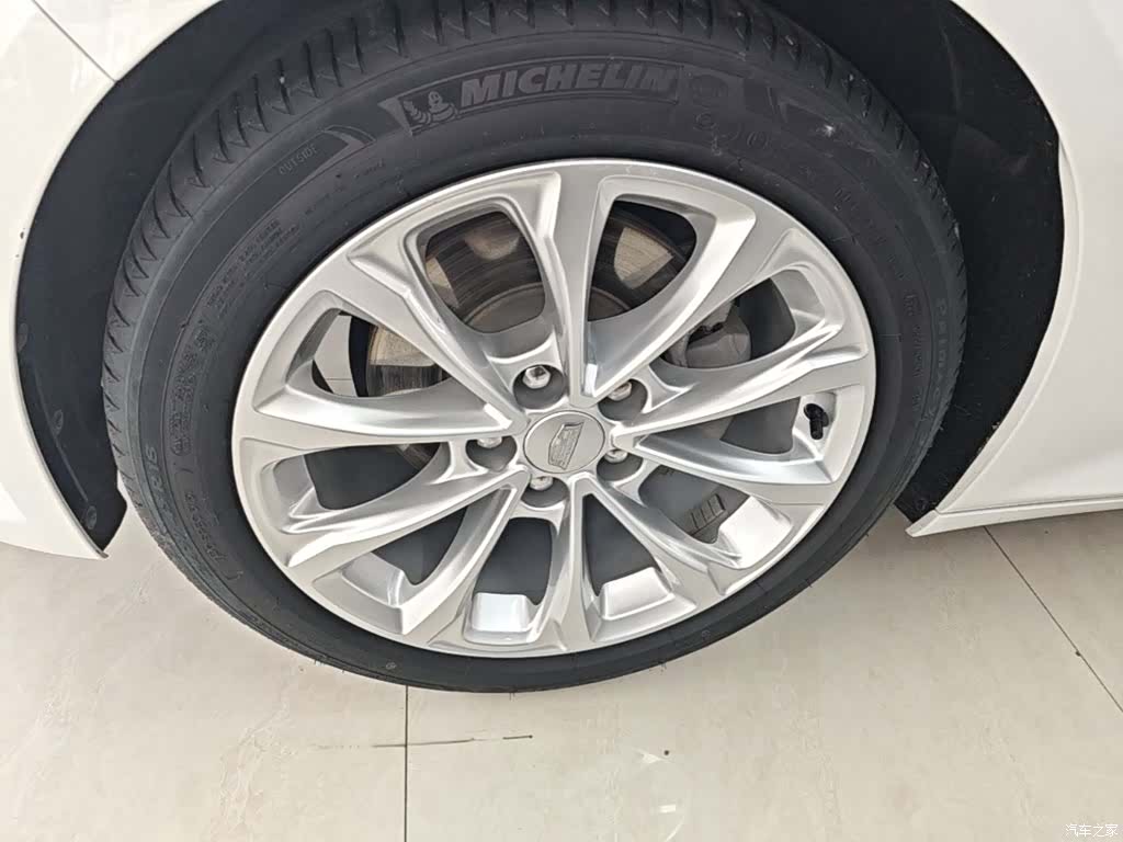 Cadillac CT5, 2023 23