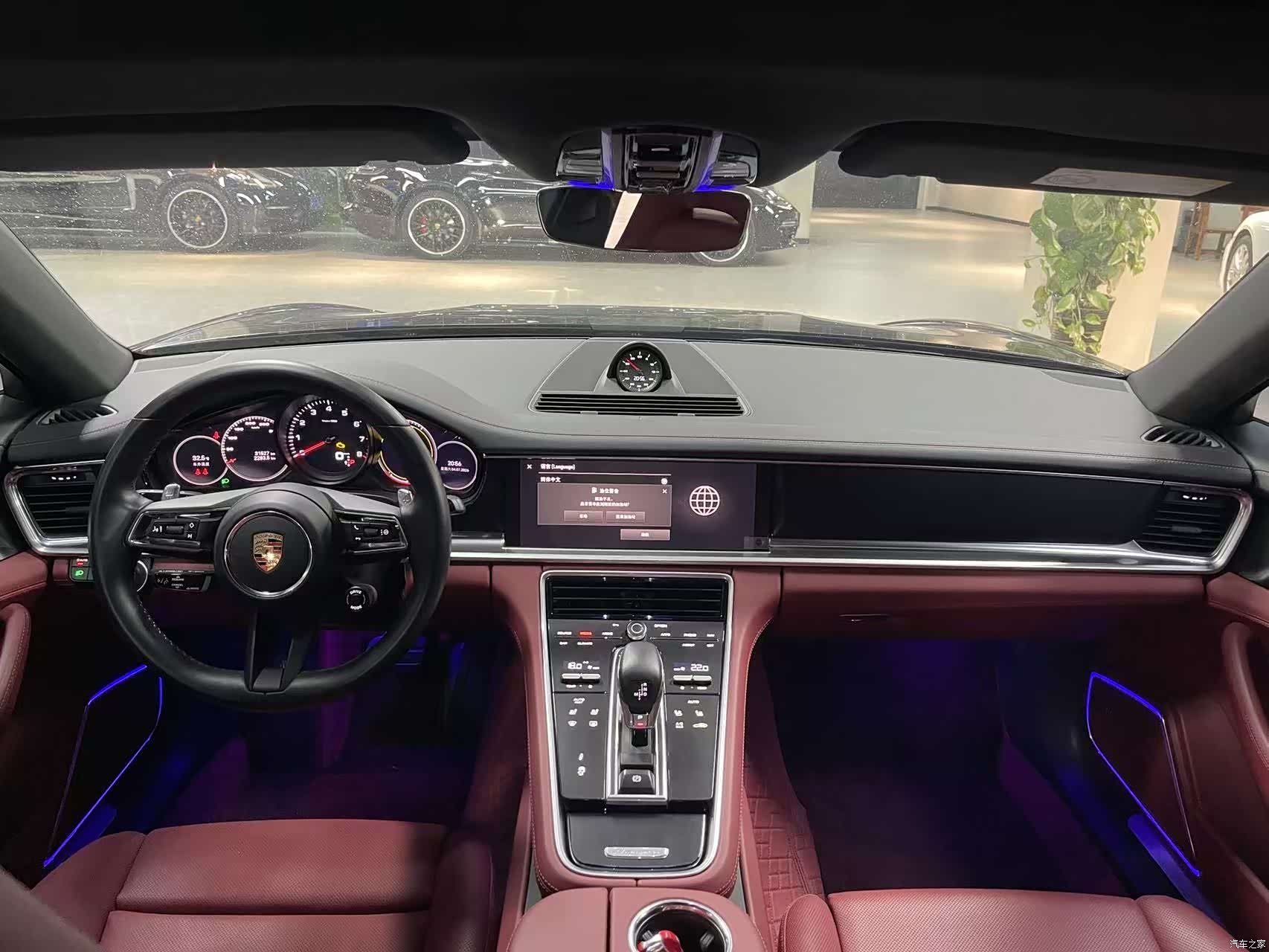 Porsche Panamera, 2023 9