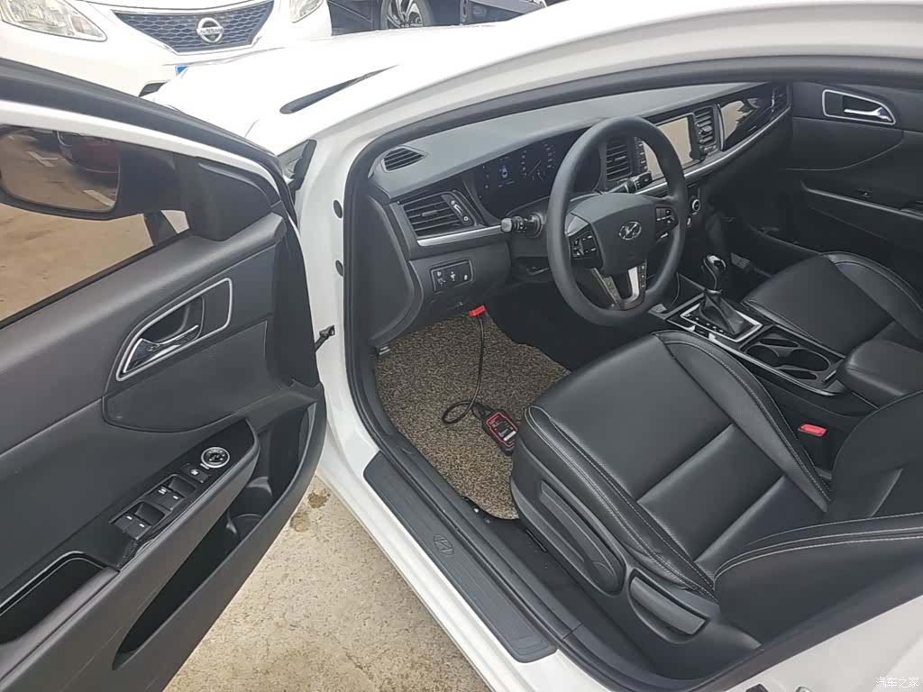 Hyundai GLS, 2018 16