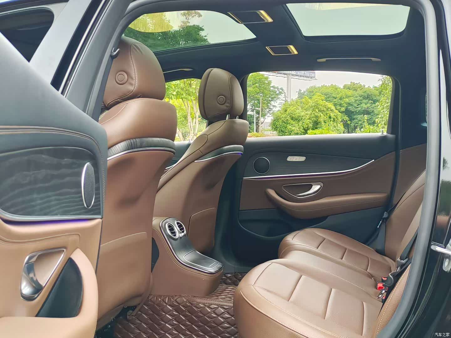 Mercedes-Benz E-Class, 2022 7