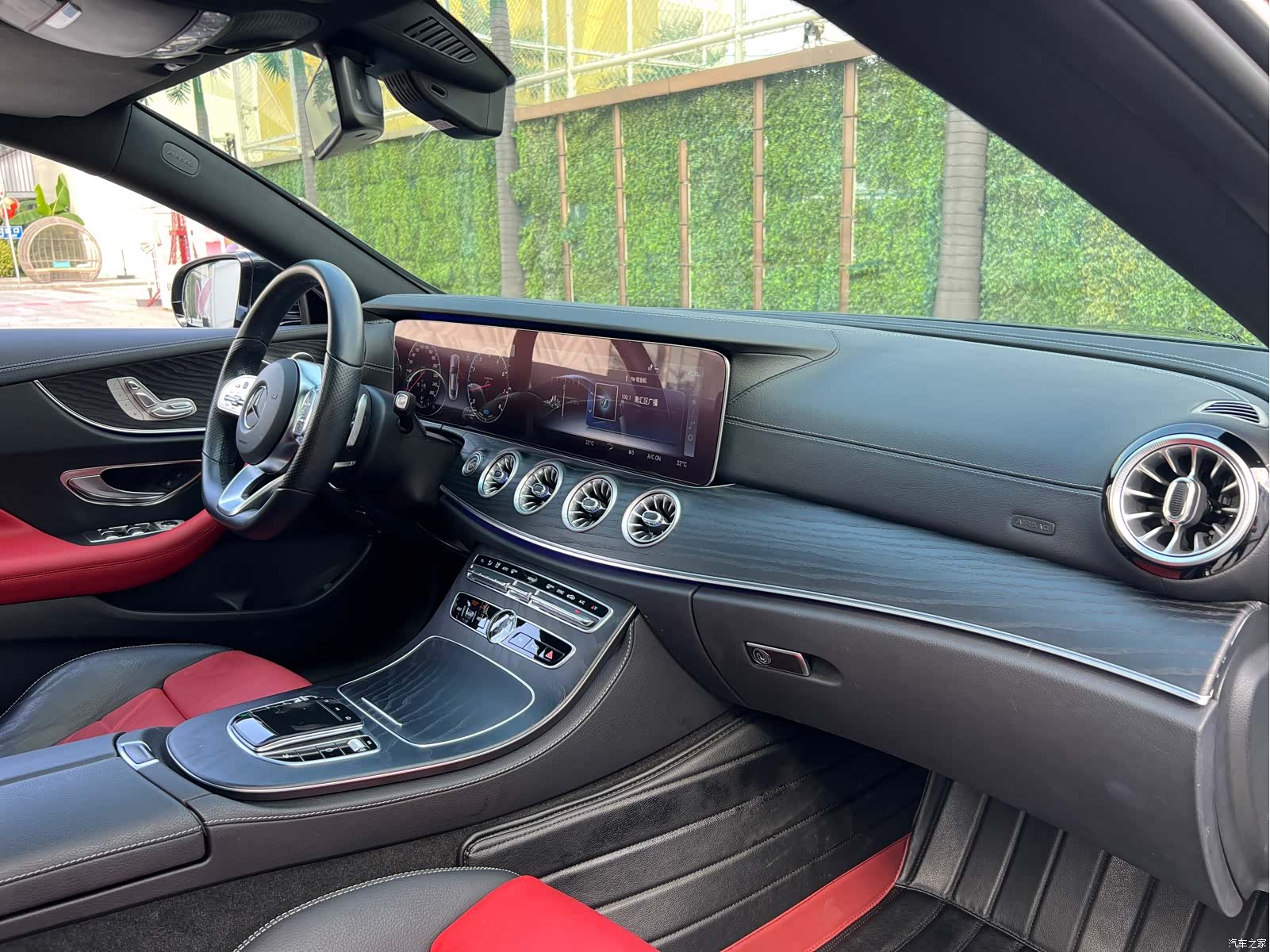 Mercedes-Benz E-Class, 2020 11