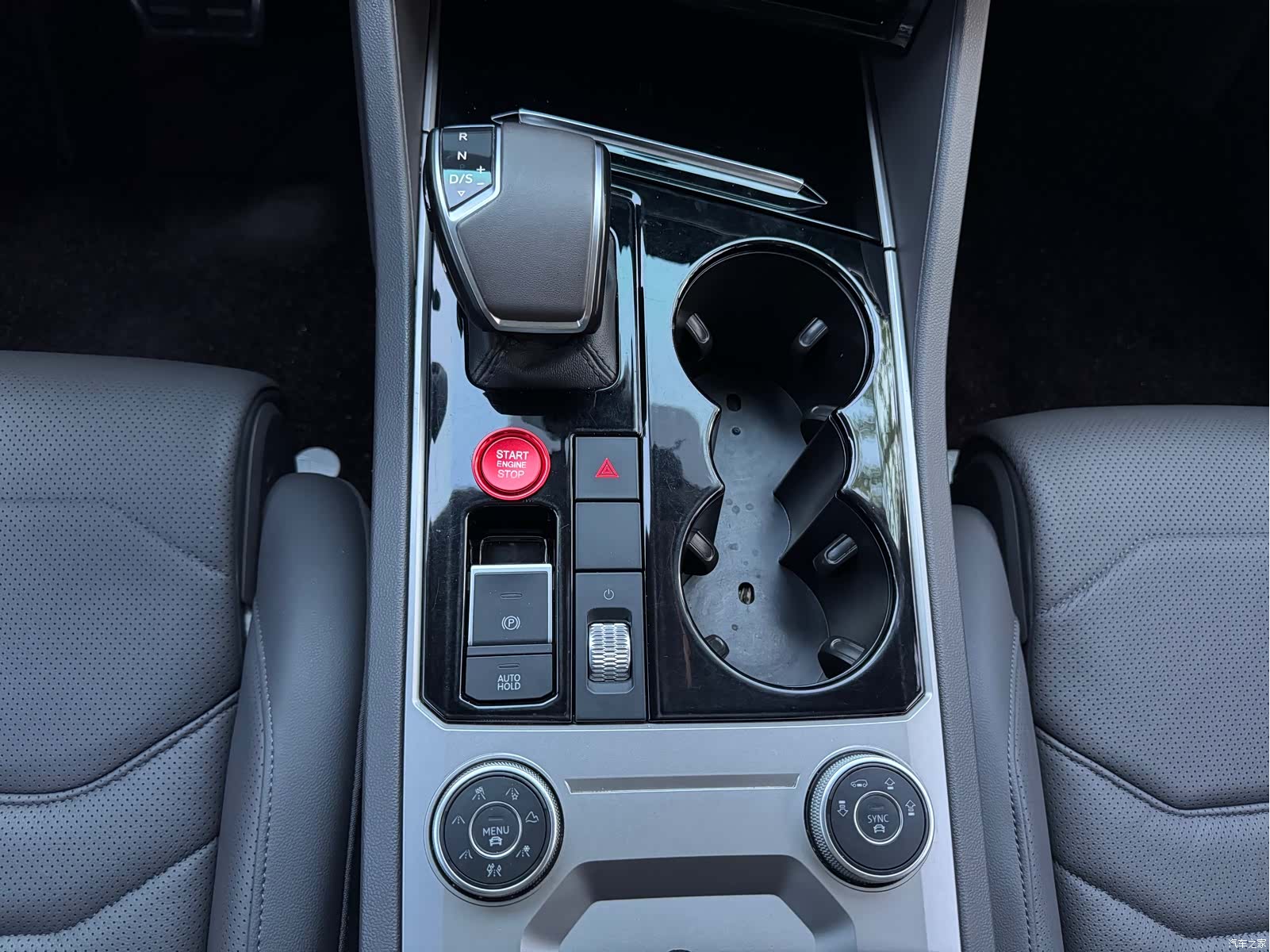 Volkswagen Touareg, 2019 14
